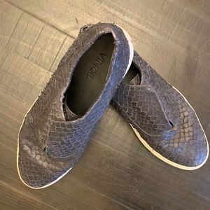 Vince snakeskin sneakers size 10.5
